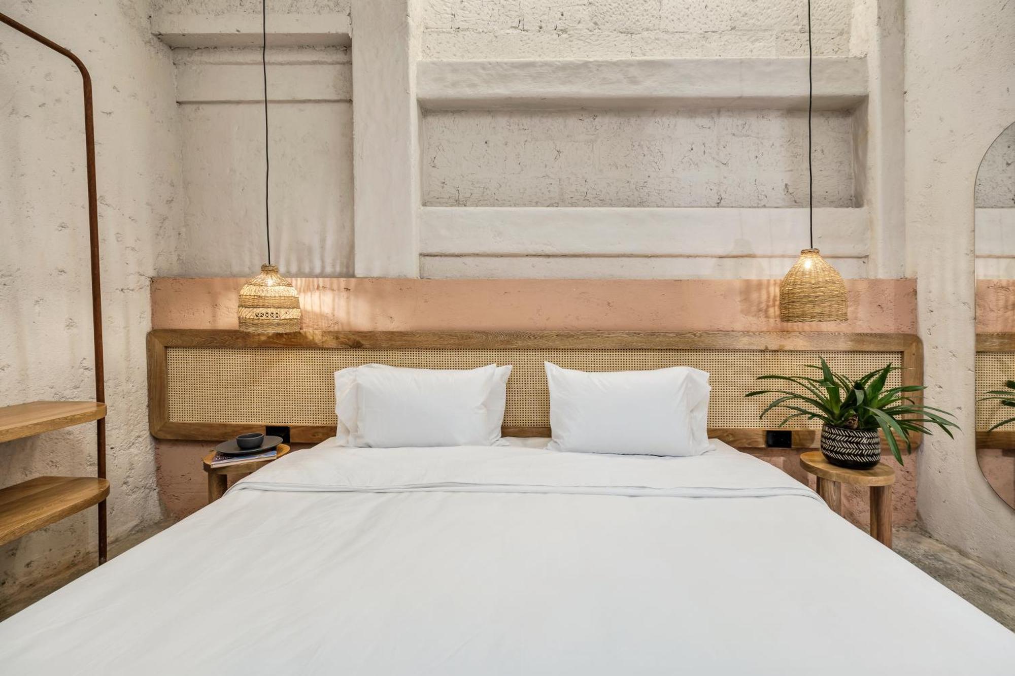 Botanica Casa Hotel Manila By Housy Host Medellín Buitenkant foto