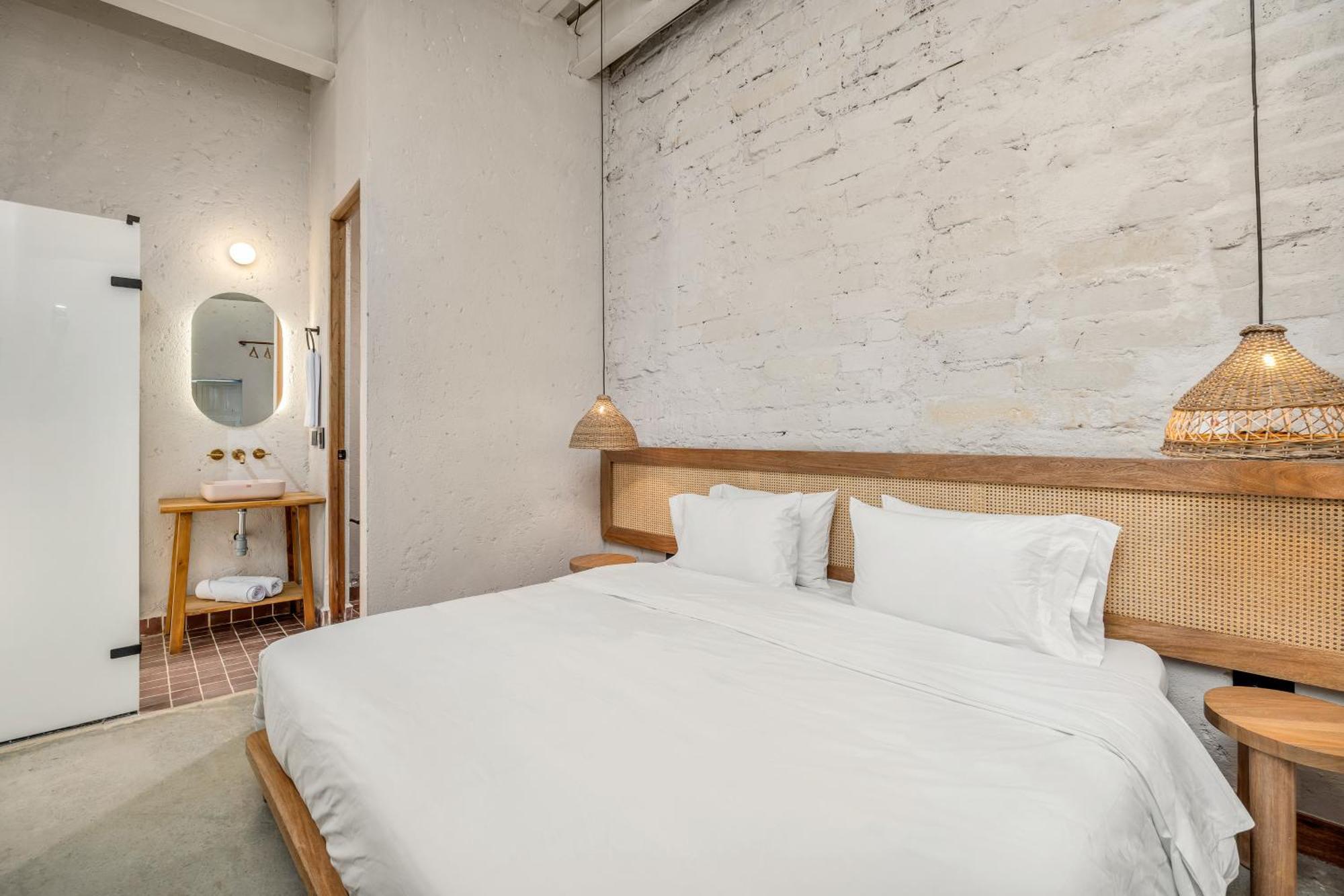 Botanica Casa Hotel Manila By Housy Host Medellín Buitenkant foto