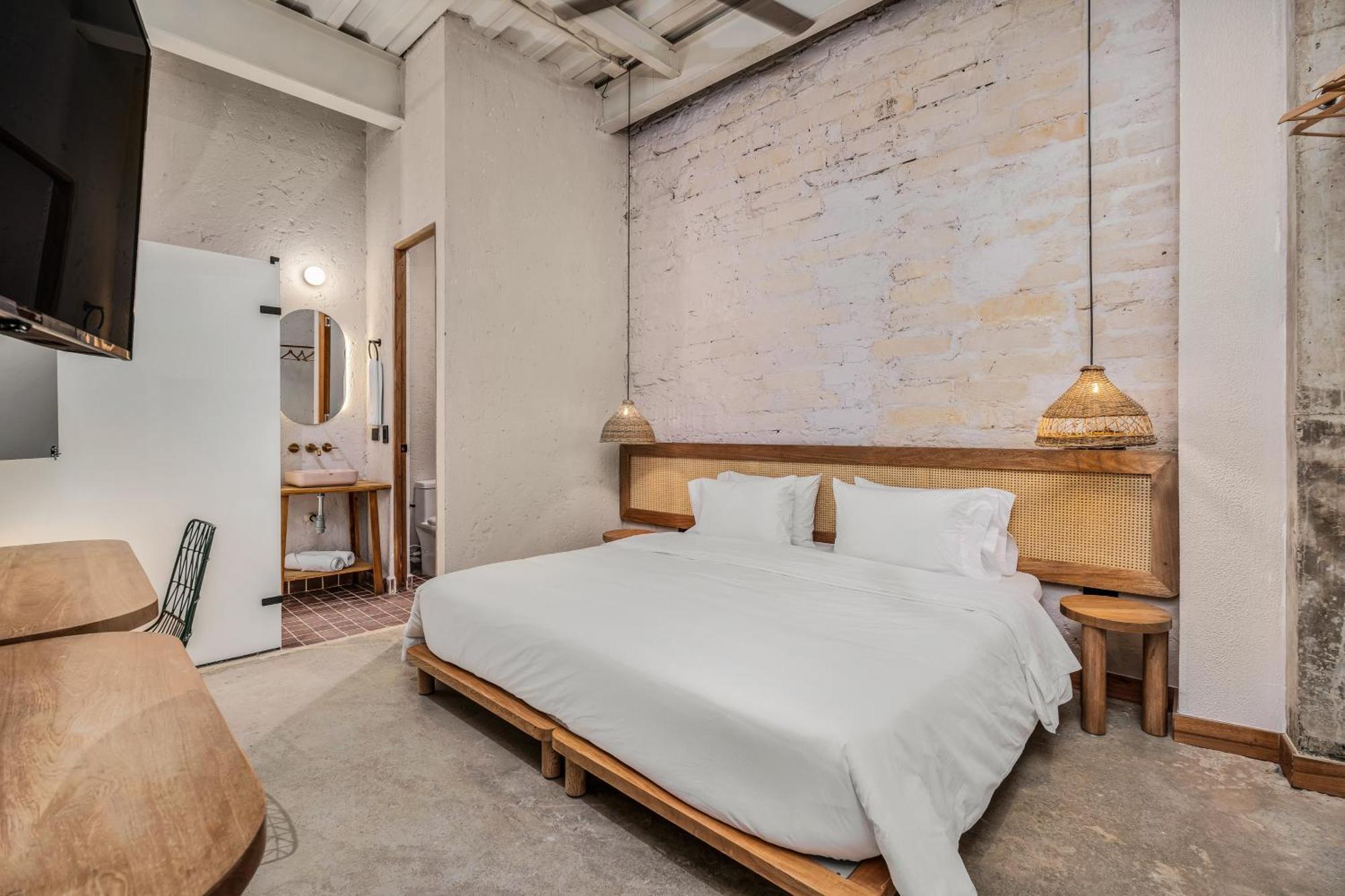 Botanica Casa Hotel Manila By Housy Host Medellín Buitenkant foto